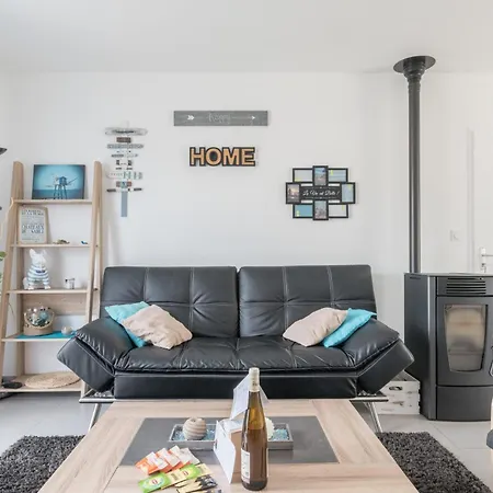 Maison Neuve Avec Terrasse Et Pergola