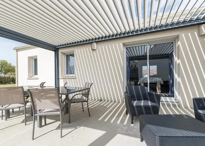 度假居 Maison Neuve Avec Terrasse Et Pergola *